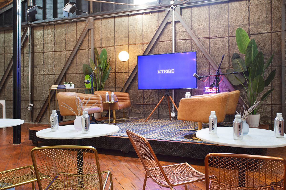 Podcast Stage